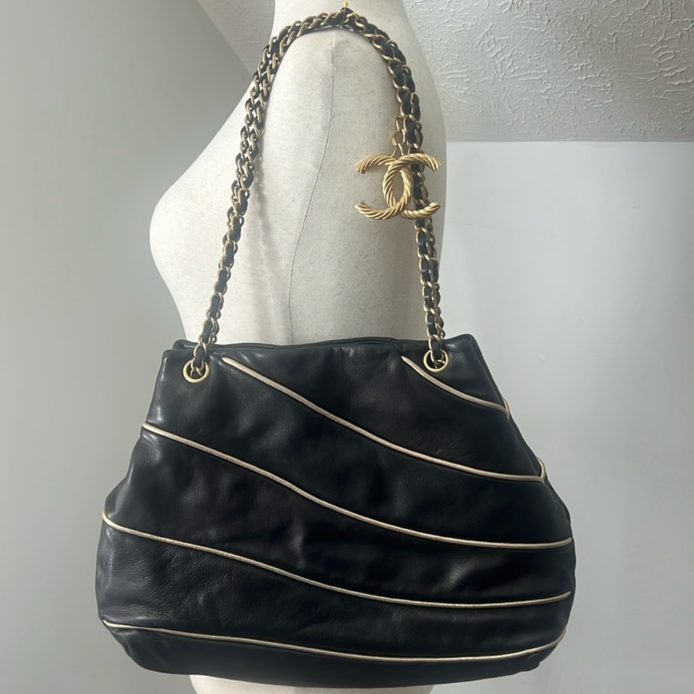 COCO CHANEL SHOULDER BAG